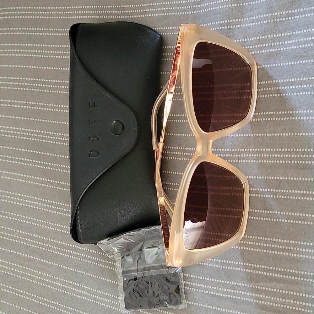 Diff Melon Crush Becky IV sunglasses